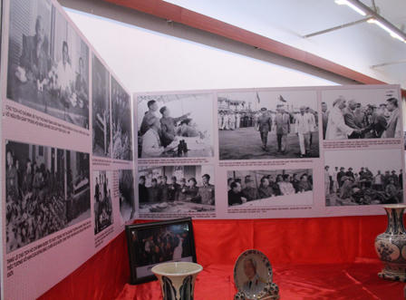 Triển lãm 103 bức ảnh về Đại tướng Võ Nguyên Giáp